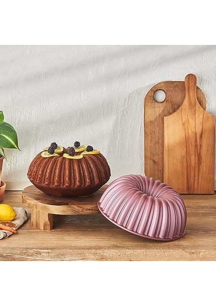 Cake Pro Dilimli Pembe Döküm Kek Kalıbı modelleri