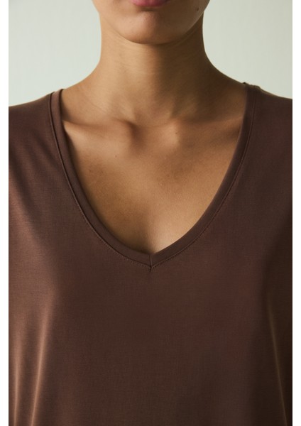 Cappuccino V Yaka Kısa Kollu Modal Tişört