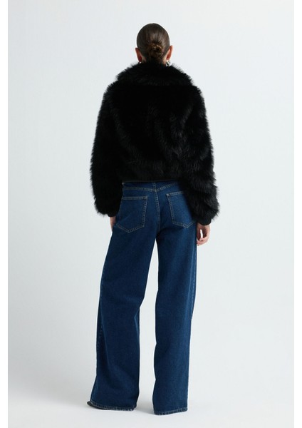 Kısa Fermuarlı Kürk Mont Siyah 15245486000