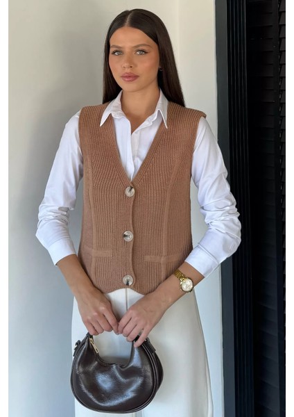 Kadın V Yaka Ön Düğmeli Triko Yelek P-00019004