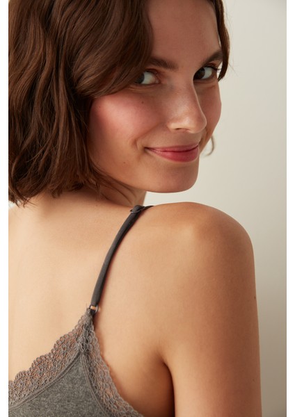 Antrasit İnce Askılı Dantel Detaylı Atlet