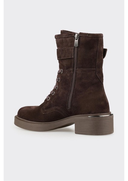 Kahve Deri Kadın Günlük Bot modelleri