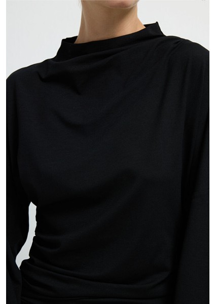 Degaje Yaka Uzun Kol Bluz Siyah 11544687001 fiyatları