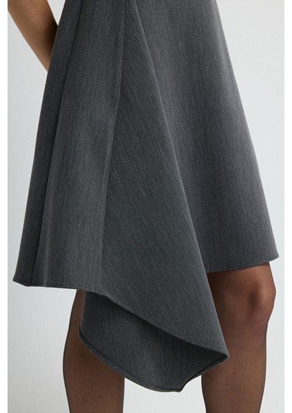 Asimetrik Volanlı Elbise Antrasit 12445675000 indirimleri