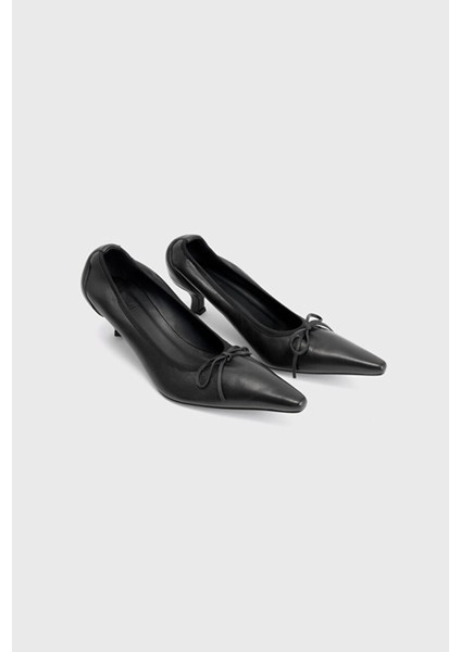 Fiyonklu Kısa Topuklu Ayakkabı Siyah 10345850000 fiyatları