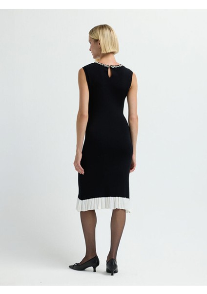 Inci Detaylı Triko Elbise Siyah 12445618000