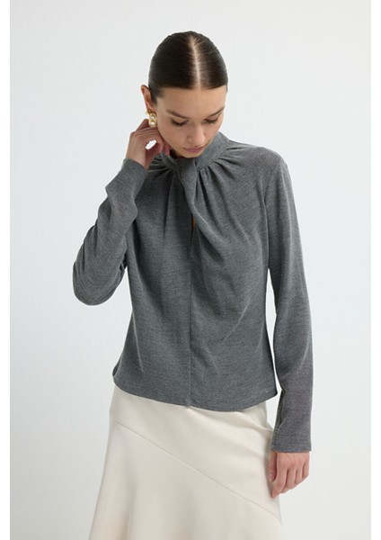 Uzun Kollu Bluz Gri 11545742000 modelleri
