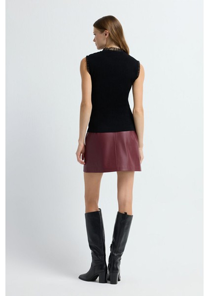 Tül Detaylı Kolsuz Triko Bluz Siyah 11544676001 indirimleri