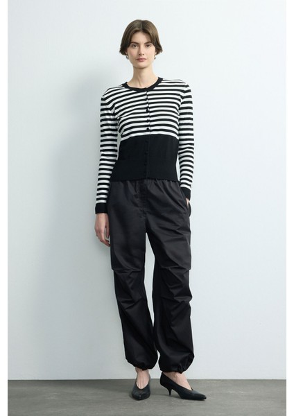 Çizgili Düğmeli Triko Hırka C.siyah 134M2270000 modelleri