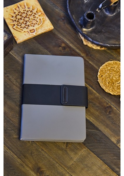 Kişiye Özel Gri Vegan Deri Metal Mıknatıslı Kilitli 224 Sayfa Çizgili Not Defteri