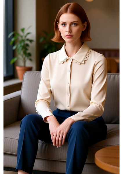 Kadın Polo Yaka Düğmeli Esnek Örme Üst Dantel Yaka Detaylı Kaliteli Şık Rahat Modern Zarif