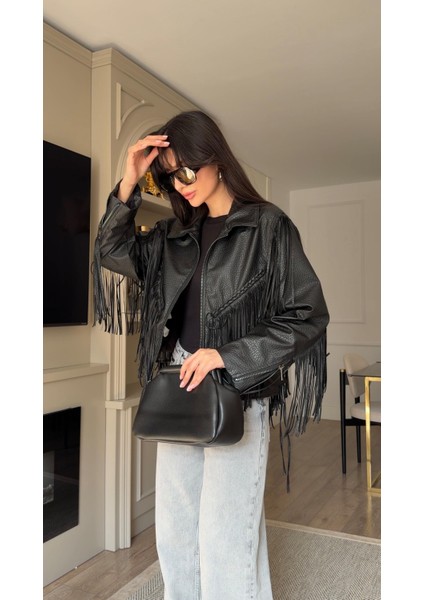 Püsküllü Premium Siyah Ceket fırsatları