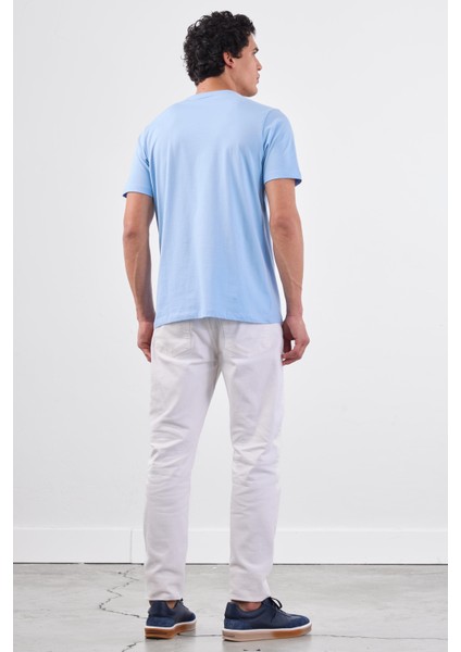 Açık Mavi V Yaka Pamuklu Düz Renk Slim Fit Erkek T-shirt fırsatları