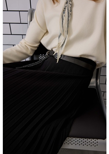 Pilisoley Etek Siyah