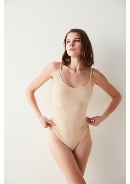 Ten Rengi Siyah İnce Askılı Body