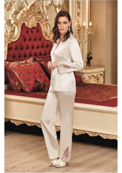 Kadın Ekru 2’li Saten Pijama Takımı 5689