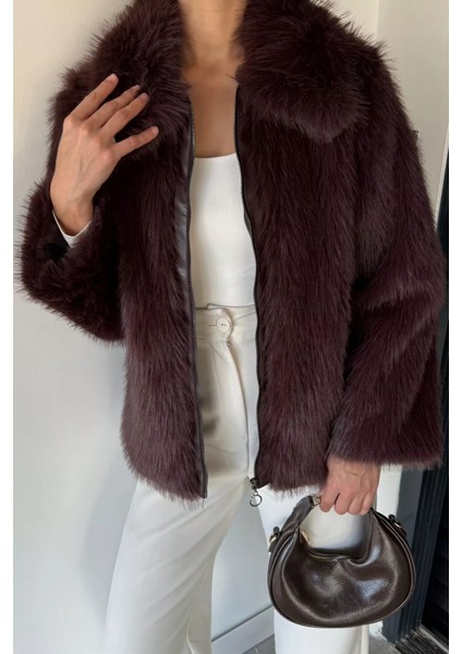 Kadın Ön Fermuarlı Saçaklı Kürklü Mont P-00018972 modelleri