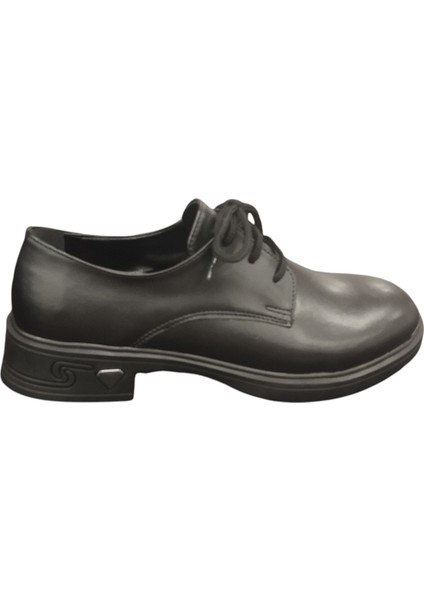 555004Z Yumuşak Iç Pedli Bağcıklı Kadın Günlük Oxford Ayakkabı