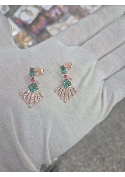 925 Ayar Gümüş Papatya Silver Özel Tasarım Ithal Küpe fırsatları