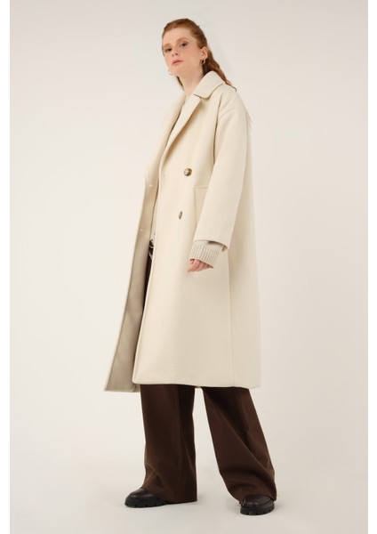 Kruvaze Düğmeli Kaşe Kaban Ekru