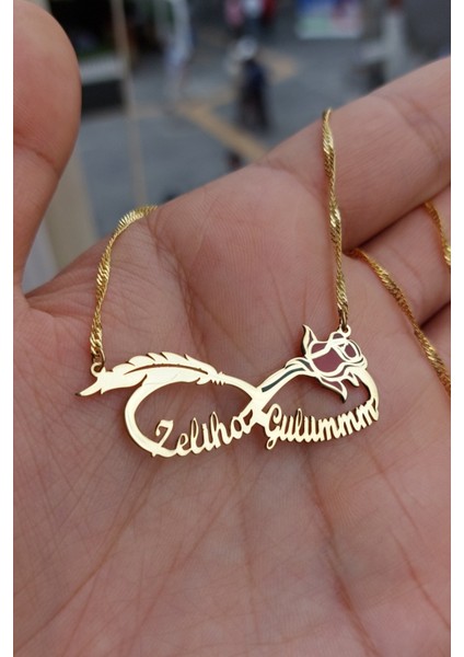 925 Ayar Gümüş 24 Ayar Altın Kaplama Gül ve Kuş Tüyü Figürlü Isimli Sonsuzluk Kolye