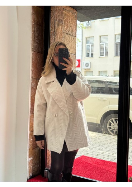 Oversize Kaşe Kaban Balıksırtı Krem fiyatları