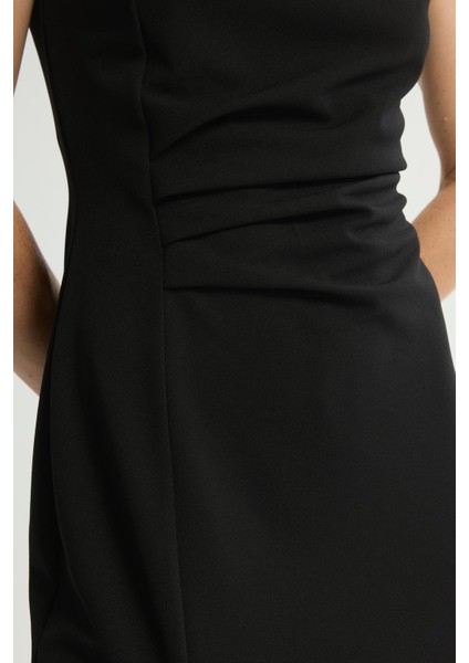 Düşük Kol Önü Drapeli Elbise Siyah 124L9746000 fiyatları