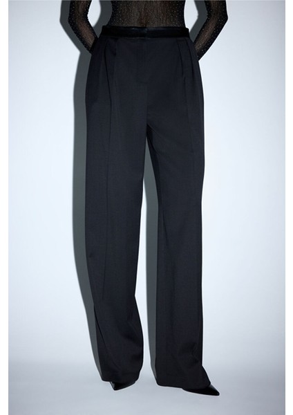 Pileli Bol Pantolon Siyah 15346105000 modelleri