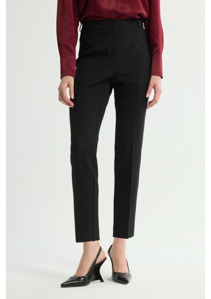 Yırtmaç Detaylı Pantolon Siyah 153L9239002 modelleri