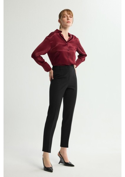 Yırtmaç Detaylı Pantolon Siyah 153L9239002 fırsatları