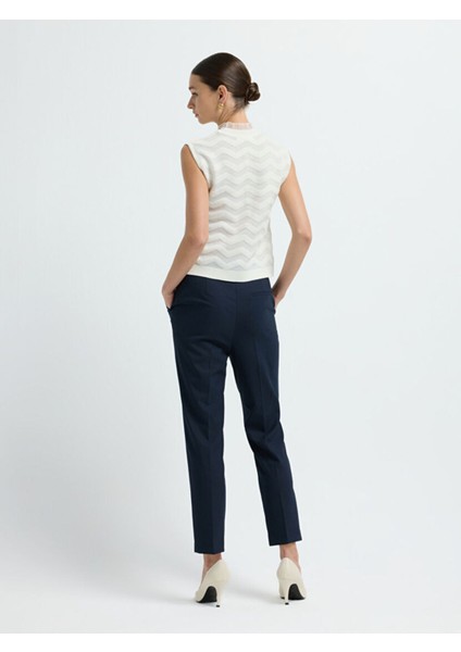 Fırfır Detaylı Triko Bluz Kemik 11545603000 indirimleri