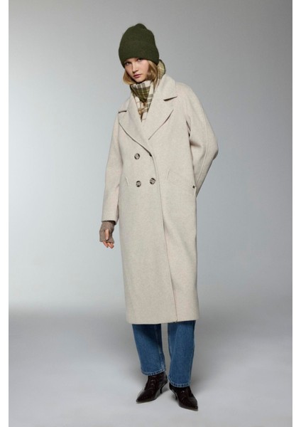 Kruvaze Yaka Cep Detaylı Kaşe Kaban