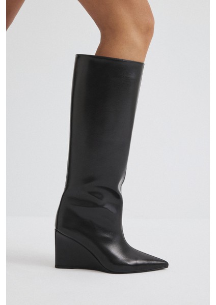 Çizme 2517 - Sivri Burun Dolgu Topuk Siyah Kadın Çizme