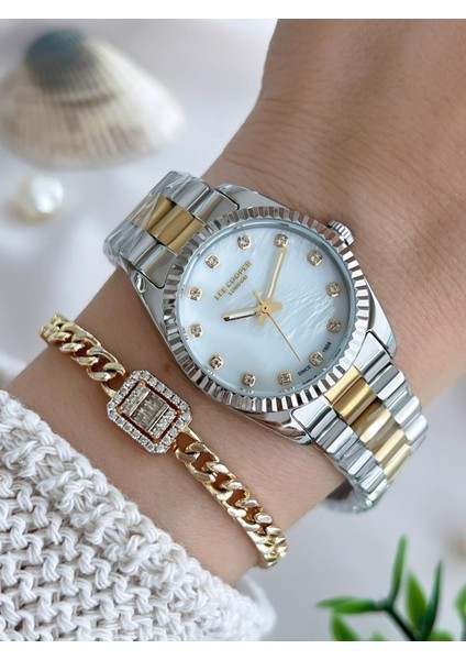 Çelik Kordonlu 3 Atm Suya Dayanıklı Kadın Kol Saati VS.BLKT.0644