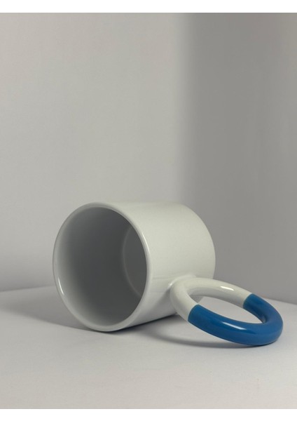 Daire Kulplu Kişiye Özel Tasarım Porselen Kupa | Yelkovan Studio modelleri