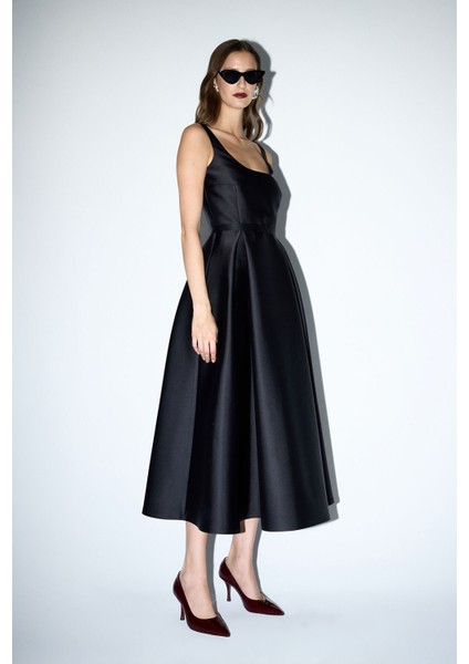 Kolsuz Midi Boy Elbise Siyah 12443243003 fırsatları