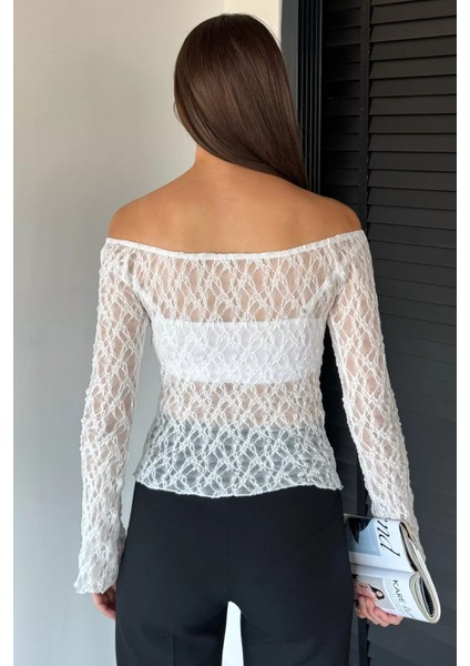Kadın Madonna Yaka Ispanyol Kol Likralı Transparan Bluz P-00019008 fırsatları