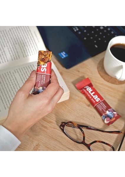 Fellas Kırmızı Meyveli Kuruyemiş Bar 30 gr x 12 Adet modelleri