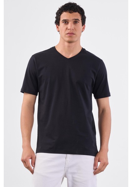 Siyah V Yaka Pamuklu Düz Renk Slim Fit Erkek T-shirt