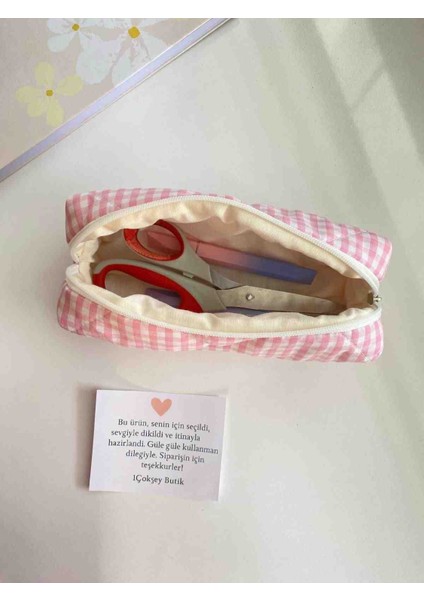 Pembe Pötikare Kapitone Kalemlik – Astar­lı, Puf Puf Yumuşacık, Geniş Hacimli 1. Sınıf Kalite fırsatları