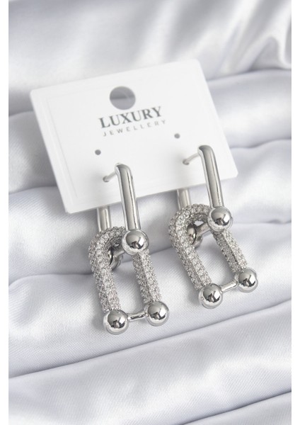 Pirinç Gümüş Renk Zirkon Taşlı Model VIP Seri Kadın Küpe