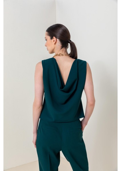 Düğmeli Kısa Yelek 26W70803 fırsatları