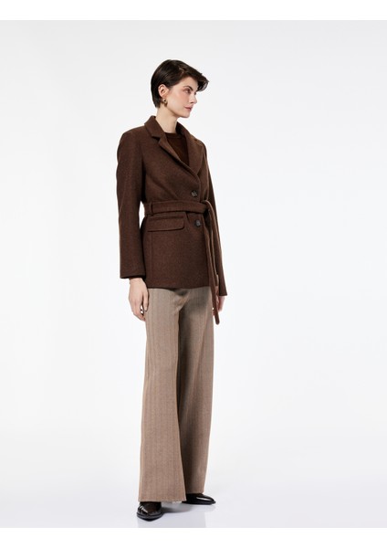 Uzun Kollu Cepli Kemer Detaylı Kruvaze Düğmeli Kısa Kaşe Mont fiyatları