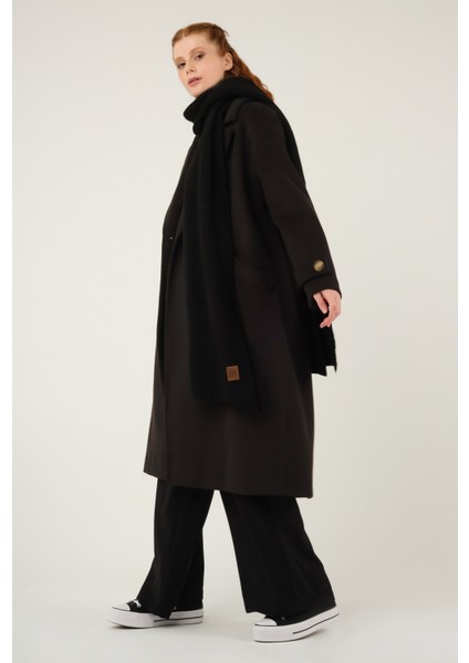 Kolu Apolet Detaylı Kaban Siyah