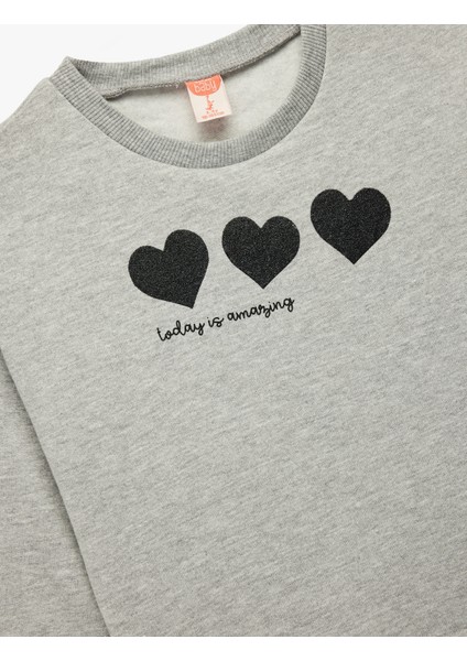 Kalp Baskılı Uzun Kollu Bisiklet Yaka Pamuklu Sweatshirt modelleri