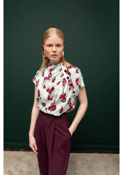 Büzgü Detaylı Bluz 26W10860 fırsatları