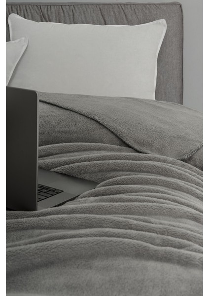 Plushnest Peluş TV & Koltuk Şalı Tek kişilik – 110x160 Cm