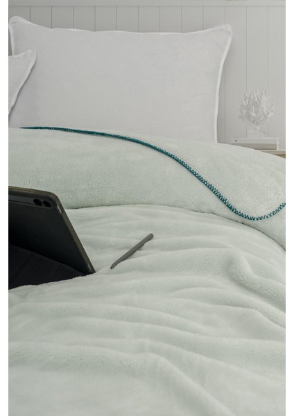 Plushnest Peluş TV & Koltuk Şalı Tek kişilik – 110x160 Cm