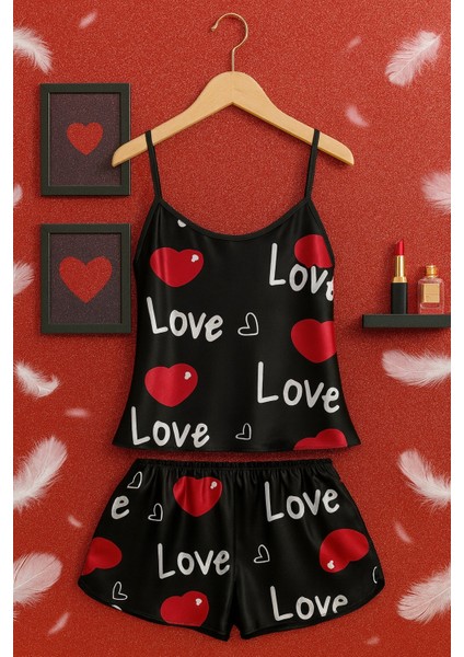 Siyah Aşk Temalı Kalp Baskılı Saten Şortlu Kadın Gecelik Seti