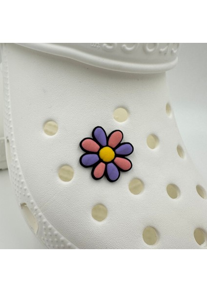 Terlik Süsü ve Aksesuarı , Çanta Süsü – Jibbitz 3D Renkli Papatya Logo Aksesuar